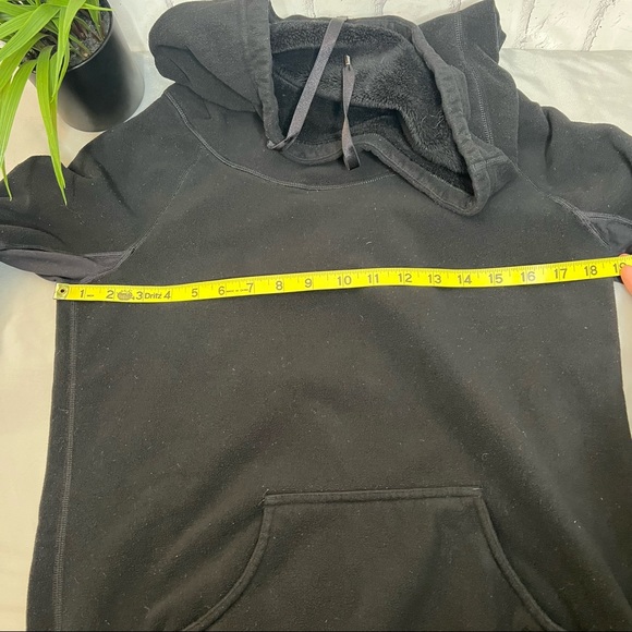 Don't Hurry be Happy Lululemon pullover - Picture 8 of 10